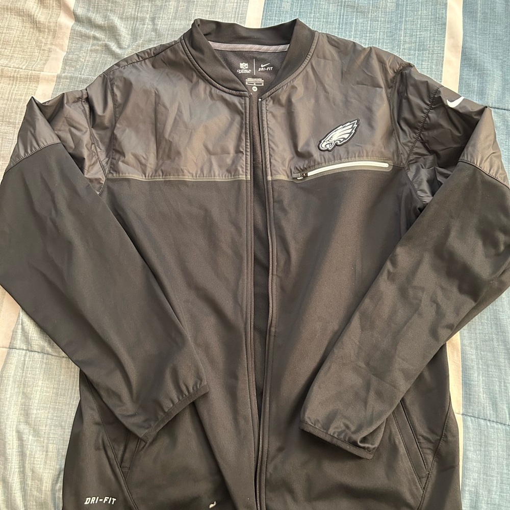 Nike Philadelphia Eagles On Field Jacket, Men’s Medium